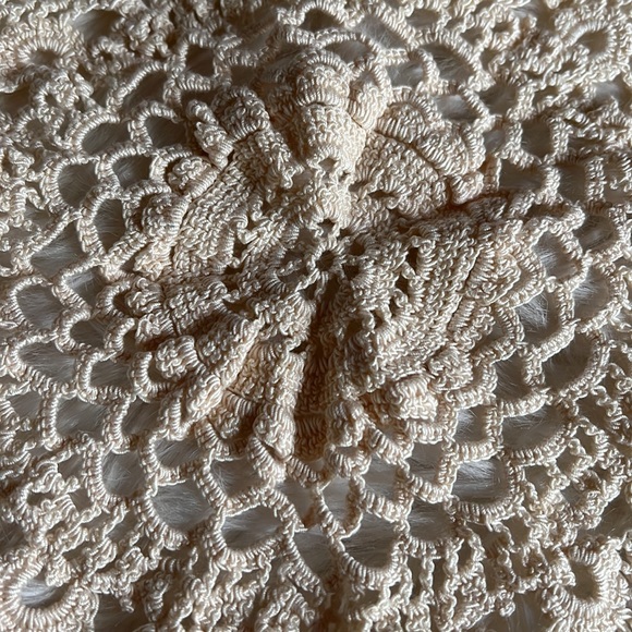 POLAND | Cottagecore Doily - Picture 2 of 3